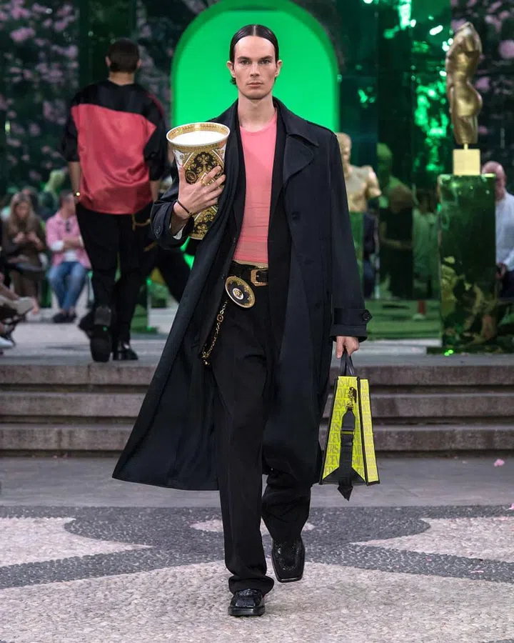 Photo: Versace