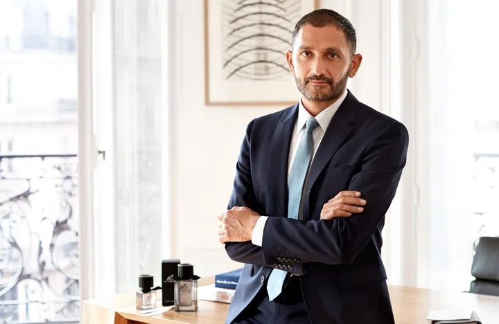 Nose master, Francis Kurkdjian, creates a complex yet contemporary scent for Mr. Burberry.