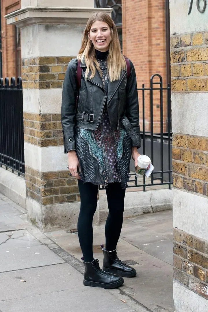 Whether worn with high-waisted jeans like a 90s style hero or with a floral tea dress and utility boots, a leather jacket adds a rebellious, tough edge to every ensemble. 