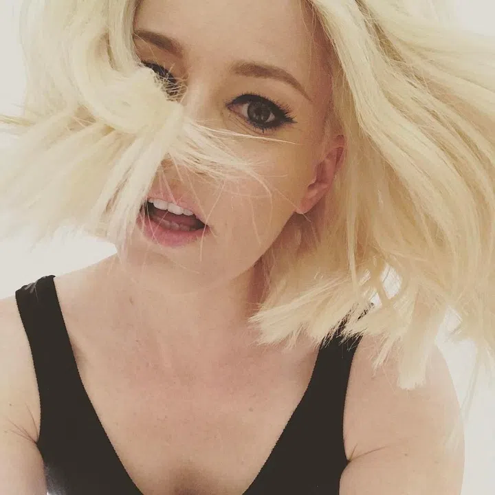 Photo: @elizabethbanks
