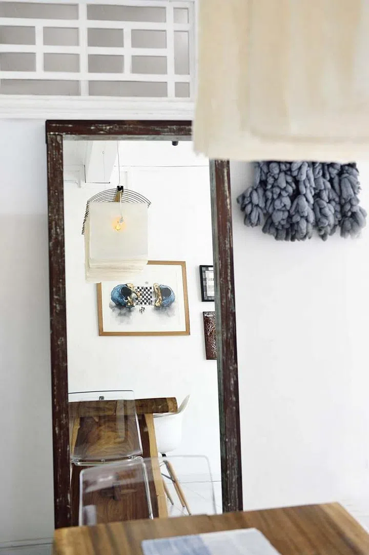 “They personalise my space as each object carries memory and a story. They become wonderful conversation starters while entertaining.” (Photo: Carli Teteris, courtesy of Grounded)
