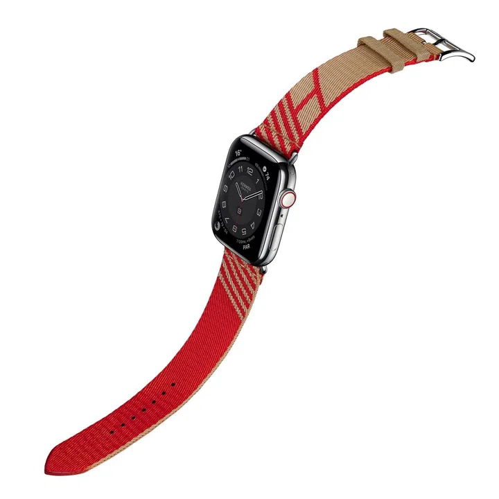 Apple Watch Hermes Series 6 with kraft- rouge de coeur H vibration woven Jumping band.