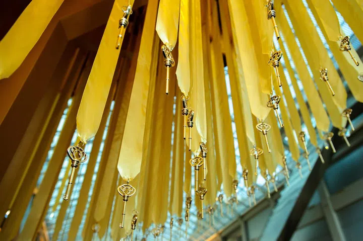Golden Key to World of Luxury at Woodland Wonder 