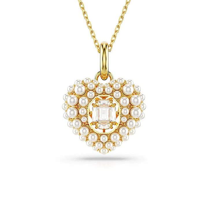hbsg-swarovski-the-wonder-of-love-6