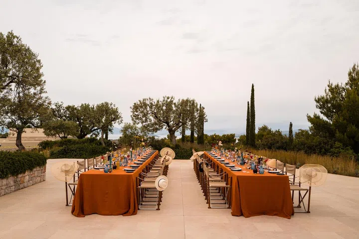 hbsg-yoyo-cao-jet-a-porter-greece-trip-net-a-porter-fashion