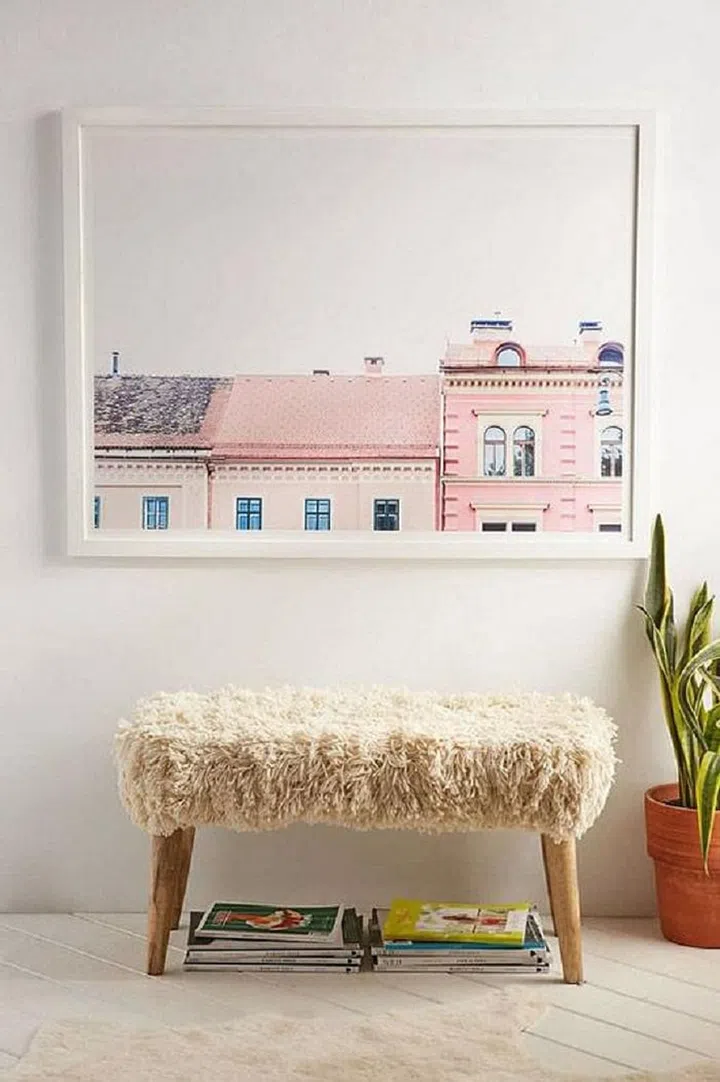 While a mish-mash of different sized pictures has been de rigeur for a while now, oversized posters, prints and artworks (we're talking larger than life) will be the new normal.  Photo: Pinterest