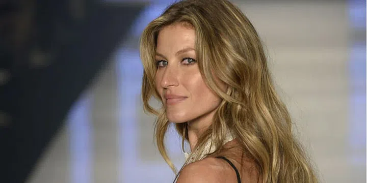5 Tricks To Looking 5 Years Younger