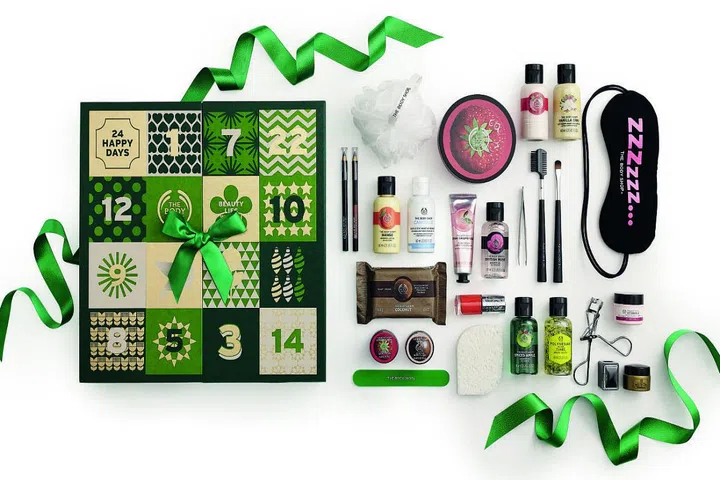 Comprises 24 items, including Spiced Apple Shower Gel, Mini Bath Lily, Vitamin E Moisture Cream, Frosted Berries Body Lotion, Soft Facial Sponge, Lip Liner, Small Pencil Sharpener, Coconut Soap, Slanted Tweezers, Strawberry Lip Butter, Vanilla Chai Body Lotion, Eye Definer, Eyelash Curler, British Rose Shower Gel, Eyeshadow Brush, Mango Body Whip, 4-way Mini Nail Buffer, Camomile Eye Makeup Remover, Shea Lip Butter, Polynesian Island Tiaré Shower Gel, Lash & Brow Comb, Pink Grapefruit Hand Cream, Colour CrushTM Nail Polish, Strawberry Body Butter, Oils of LifeTM Sleeping Mask & ‘Zzz’ Eye Mask