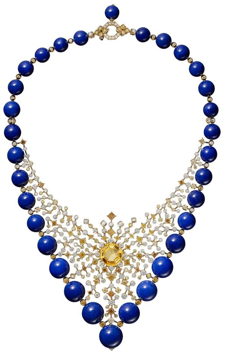 Cartier is as much beloved for its elegance as it is for audaciousness—two qualities that are very much present in the Maison’s latest high jewellery collection, Magnitude. Thanks to an unexpected pairing of gems and materials—with ornamental stones like rutilated quartz, lapis lazuli and matrix opal sharing the stage with more traditional high jewellery gems—the collection exempliﬁ es Cartier’s masterful ease and talent for discordia concors.
