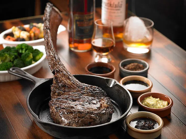 Tomahawk Steak (Photo: Bedrock Bar & Grill)