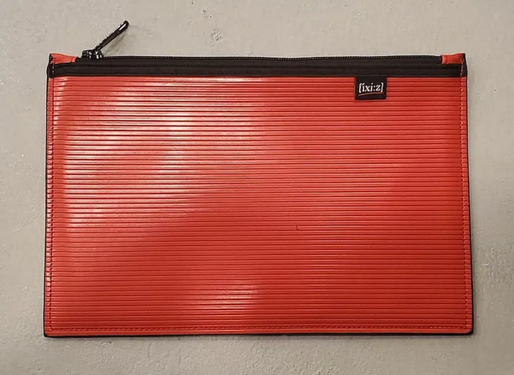 Pouch, $90 (Photo: Íxi:z)