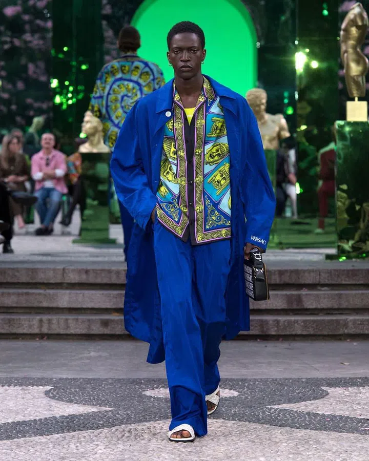 Photo: Versace
