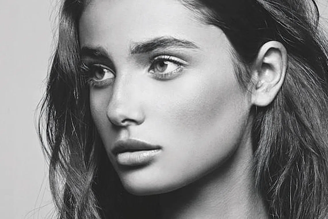 Model Taylor Hill Is Lancôme's New Brand Ambassadress | Harper's Bazaar ...