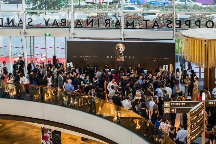 Guests arriving at The Shoppes at Marina Bay Sands for Discover