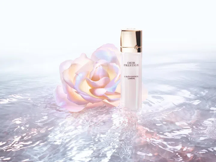 Dior Prestige L’Oléo-Essence Lumière