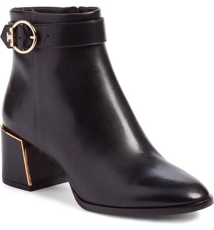 Despite how chic Duchess Kate looks stepping off the plane in stilettos, don't make security any more complicated than it needs to be. Head to the airport in a pair of low-heeled booties to breeze on through.