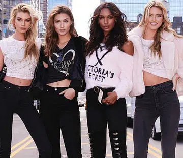 VS Angels