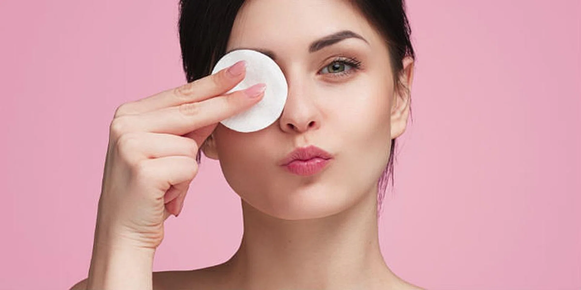 The 10 Best Makeup Removers For Sensitive Skin | Harper's Bazaar Singapore