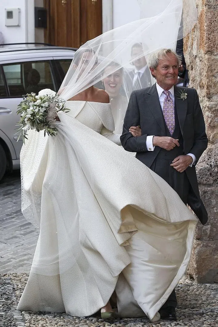 When Lady Charlotte Wellesley (descendant of Queen Victoria and daughter of the Duke of Wellington) married in 2016, the wind caught her veil and lifted it sky high. She didn't seem too bothered, though, and laughed it off shortly after.