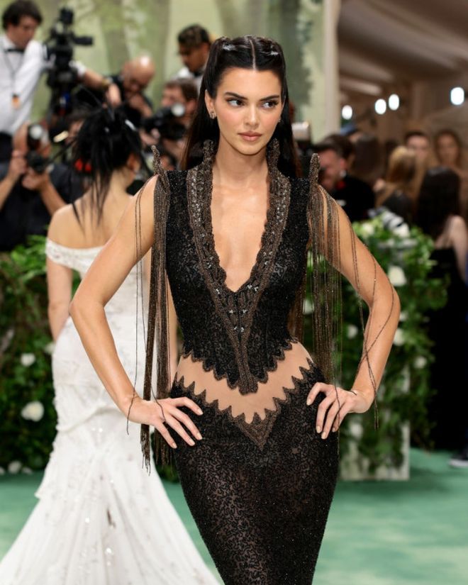 Met Gala 2024: Zendaya, Lana Del Rey And More Gothic Glamour On The ...