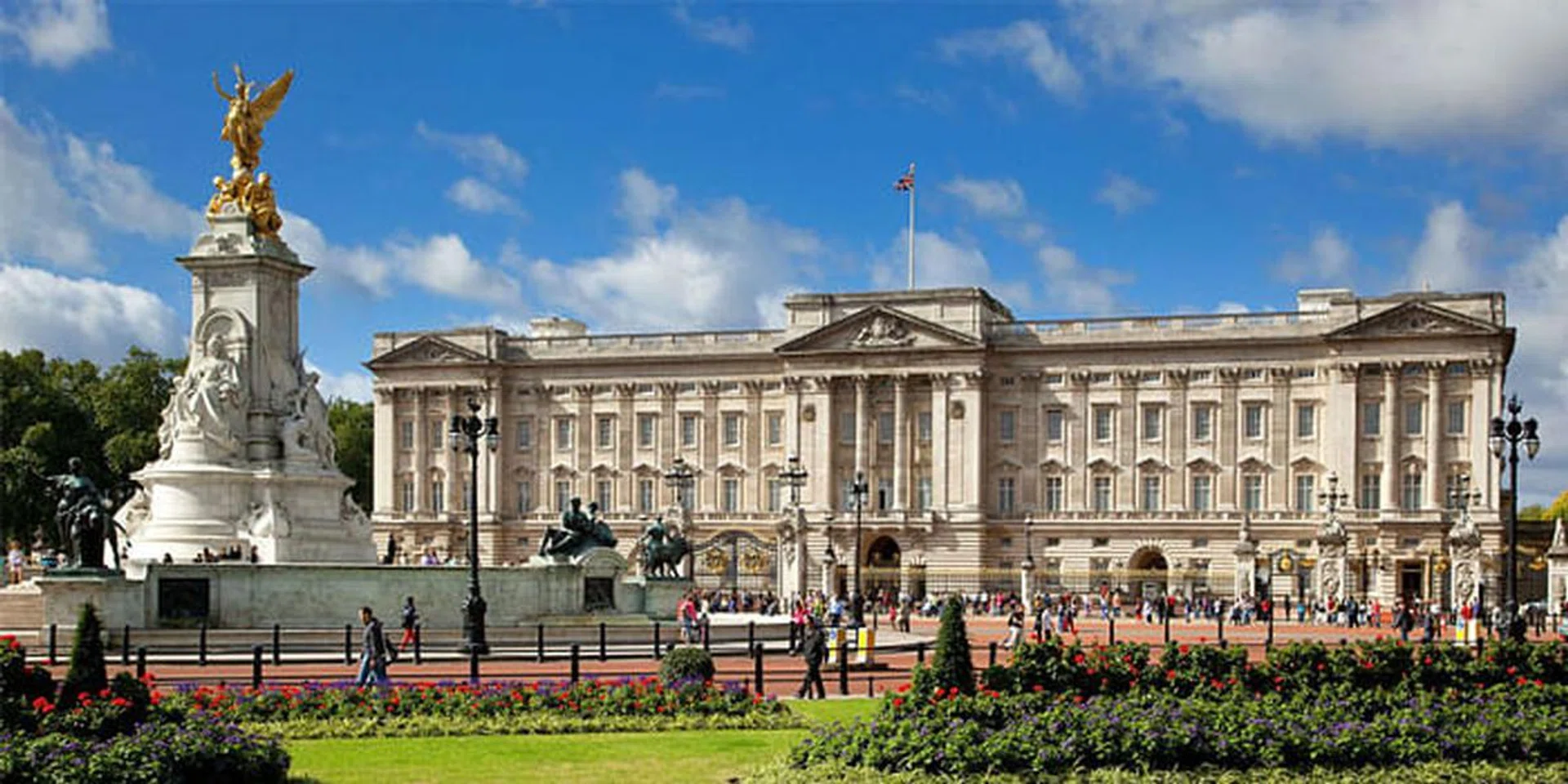 Buckingham Palace Is Getting A $455 Million Makeover