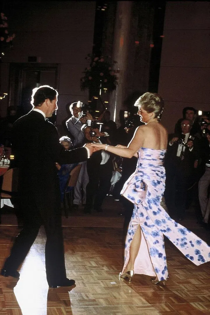 Dancing together during a tour of Australia. Photo: Getty 