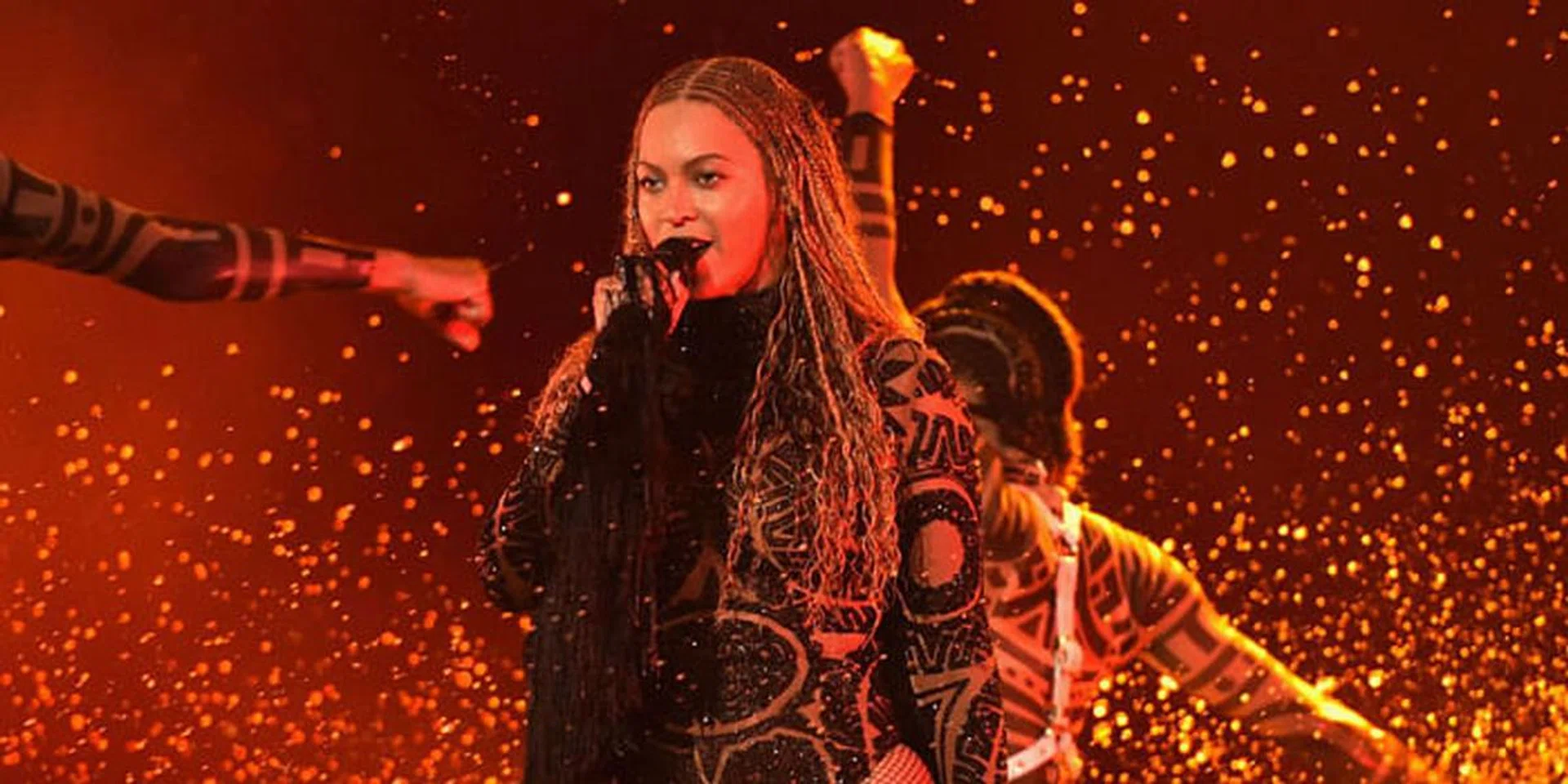 Watch Beyoncé's Epic Surprise Performance At The Bet Awards