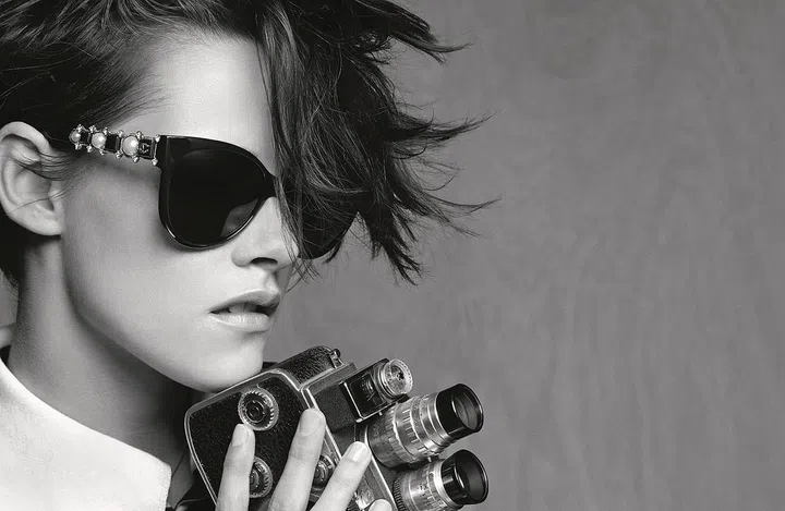 04_CHANEL_eyewear_Spring_Summer_2015_collection_Ad_campaign_pictures_by_Karl_Lagerfeld_LD