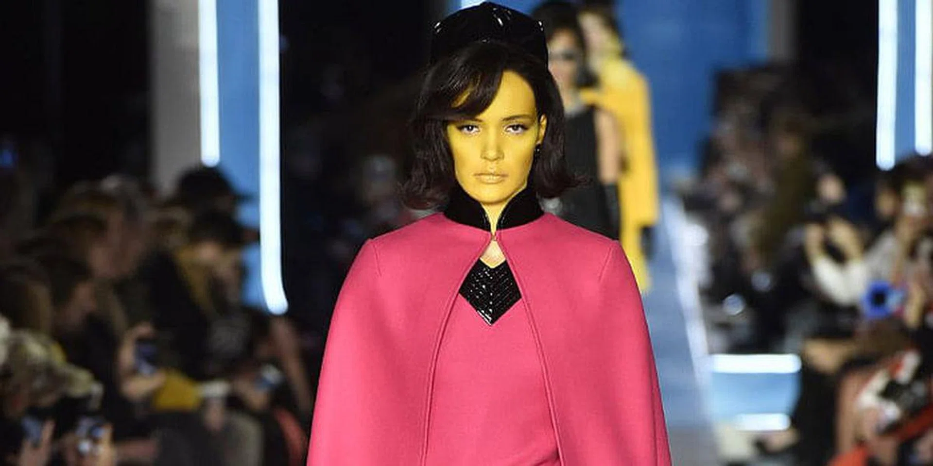 Moschino, Alien