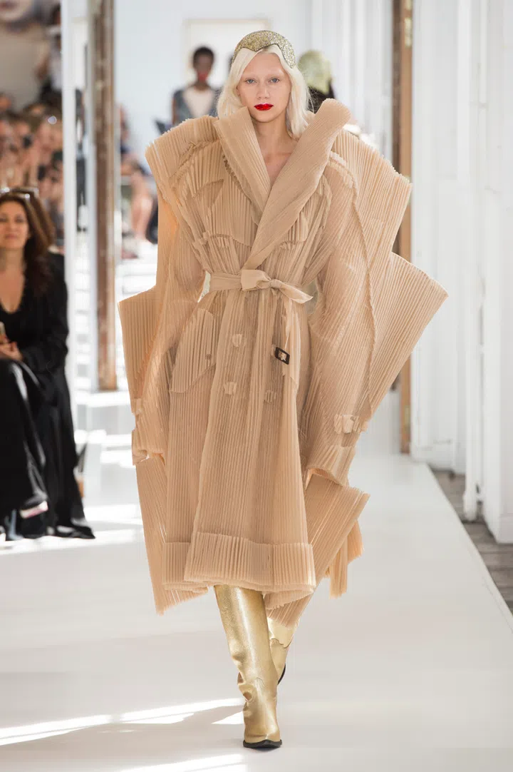 Fall/winter 2017 haute couture, Look 42