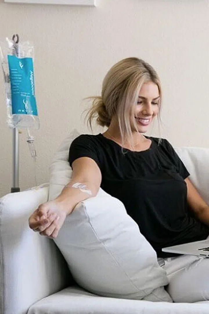 Maybe you had a little too much to drink last night. Or you're feeling under the weather. Or both. The fastest way to get back on track? New mobile IV drip services that deliver souped-up hydration and nutrients in a hurry. They're a little strange (and nausea-inducing if you hate needles), but fans of the practice say it brings their health back into tip-top shape faster than you can say "ouch."