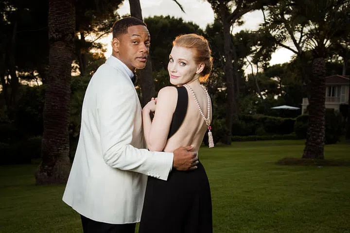 "Just look over our shoulders and seem surprised? Got it."