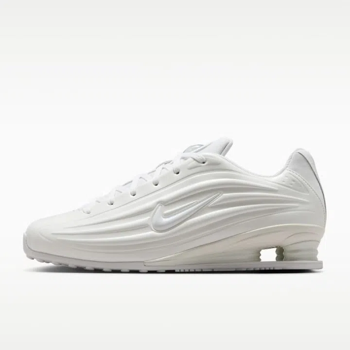 best white sneakers nike