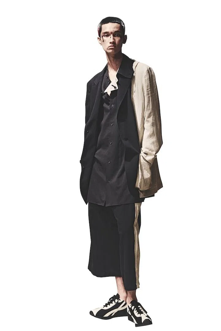 Yohji Yamamoto menswear spring/ summer 2022 (Photo: Showbit)
