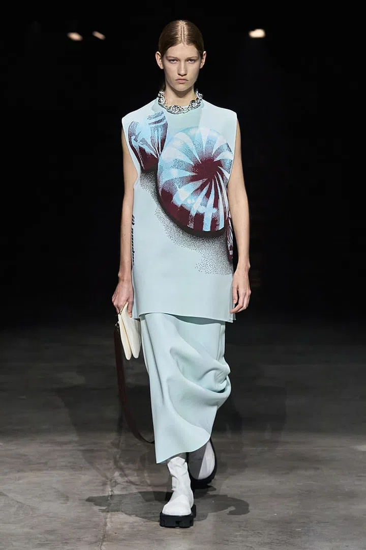 hbsg-fall-fashion-trends-to-shop-now-Jil-Sander