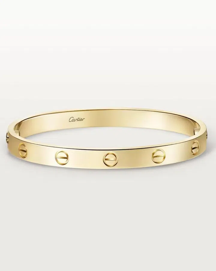 the devil wears prada 2 jewellery and watches | cartier love bracelet