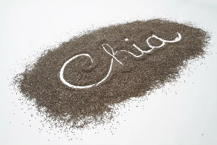 These little seeds swell up when in contact with water, giving you a sense of fullness which helps prevent you from overeating. Furthermore, they are a rich source of heart and bowel loving fibre, omega 3 fatty acids that reduce inflammation and promote smooth blood flow, as well as a good serving of protein that helps keep muscles, skin, hair and nails to stay healthy. Trace elements like potassium, magnesium, and iron that keep the body running healthily are also found in chia seeds. Photo: Getty