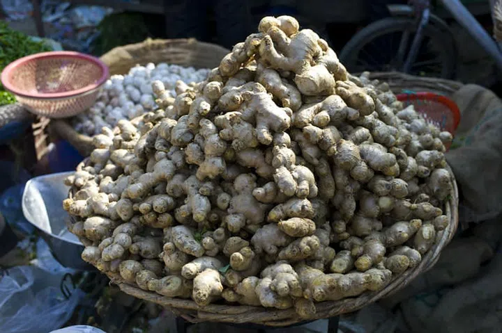 As stress levels rise by mid-week, the warm and comforting scent of ginger essential oil will alleviate dizziness and nervousness to ensure a healthy maintenance of energy levels to get you through the week. (Photo: Getty)