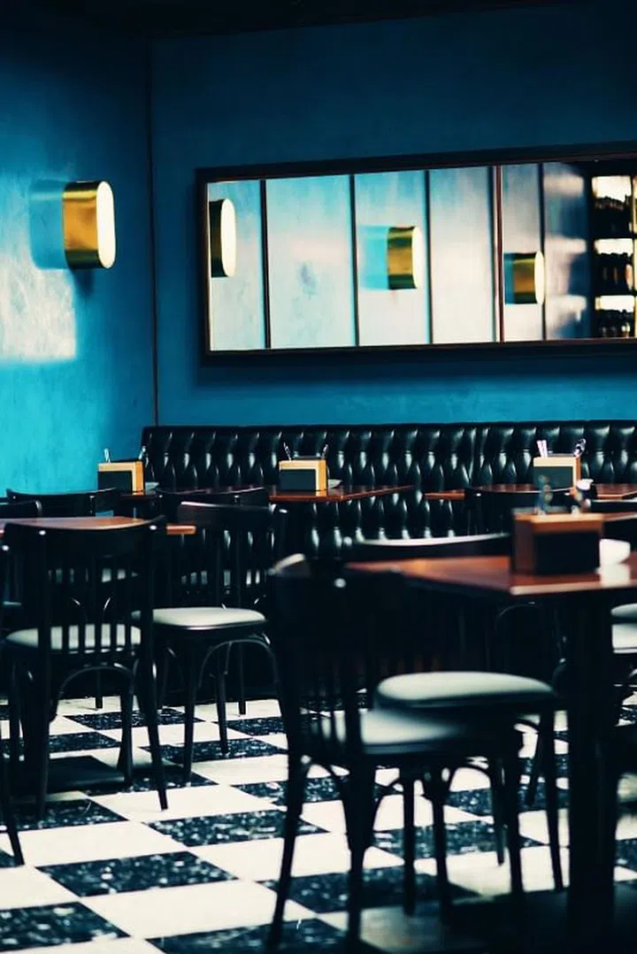 Nestled amongst the heritage-chic shophouses of Nankin Row, SONS is perfect for intimate social gatherings. Feast and drink up its selection of festive season specials and cocktails available the whole of the month.