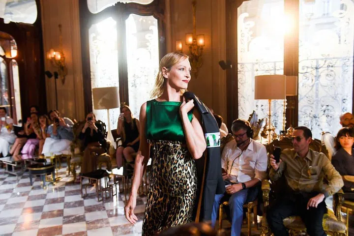 Thurman closes the runway show.

Photo: Getty