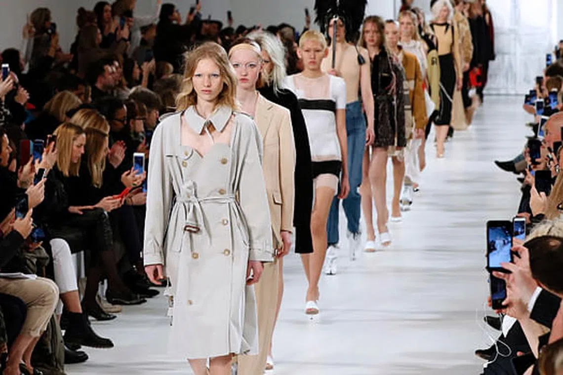 【Frühling 】Martin Margiela Maison Margiela Men's Fall 2017