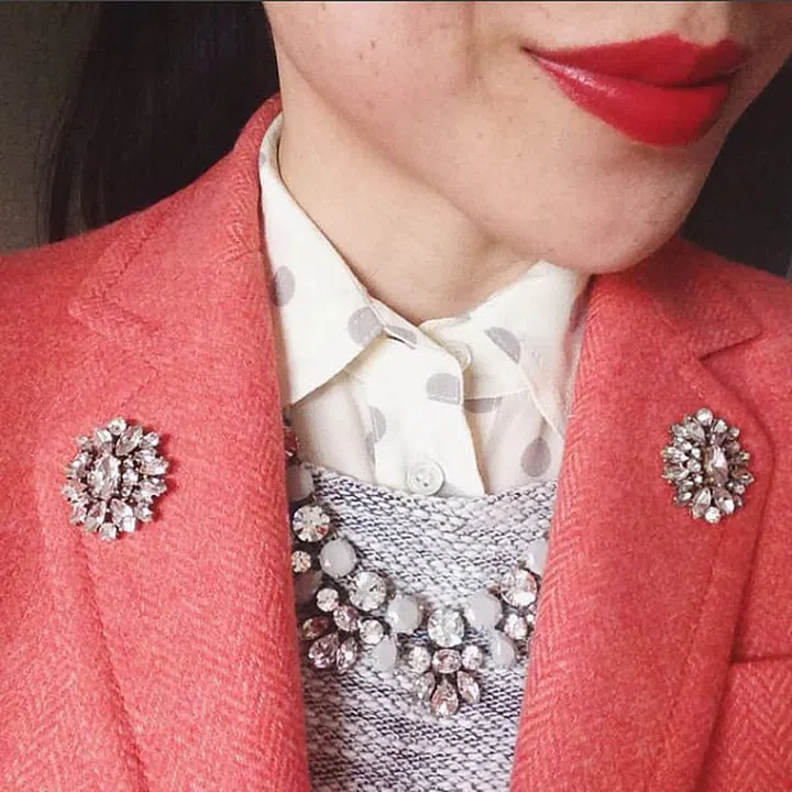 @respecttheshoes wears her earrings as pins