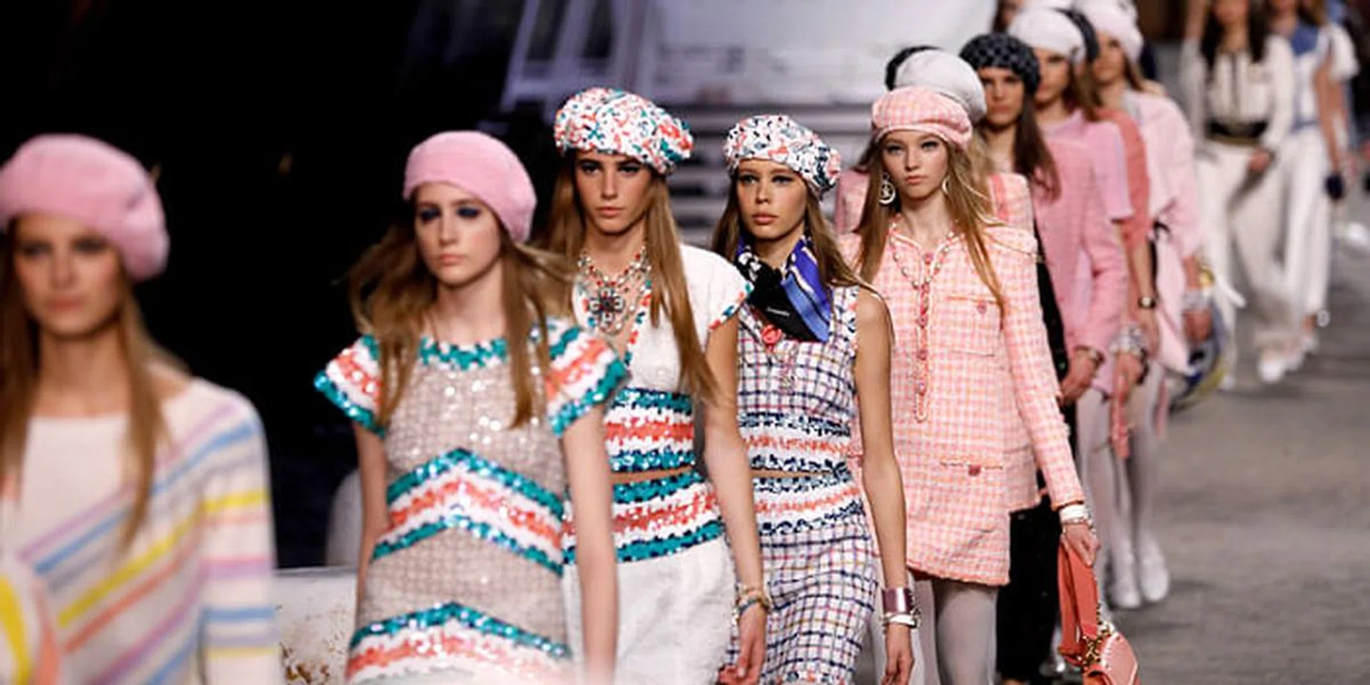 chanel cruise 2019 bangkok
