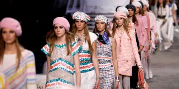 chanel cruise 2019 bangkok