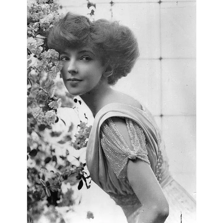 Anita Stewart was a socialite and heiress who married Prince Miguel of Braganza in September 1909.