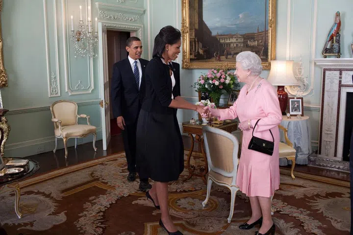 The Queen welcomes President Barack Obama and First Lady Michelle Obama to Buckingham Palace on April 1, 2009.