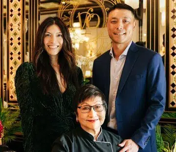Violet Oon, Peranakan cuisine, Singapore restaurants