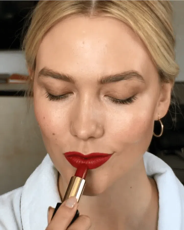 Photo: Instagram/@karliekloss