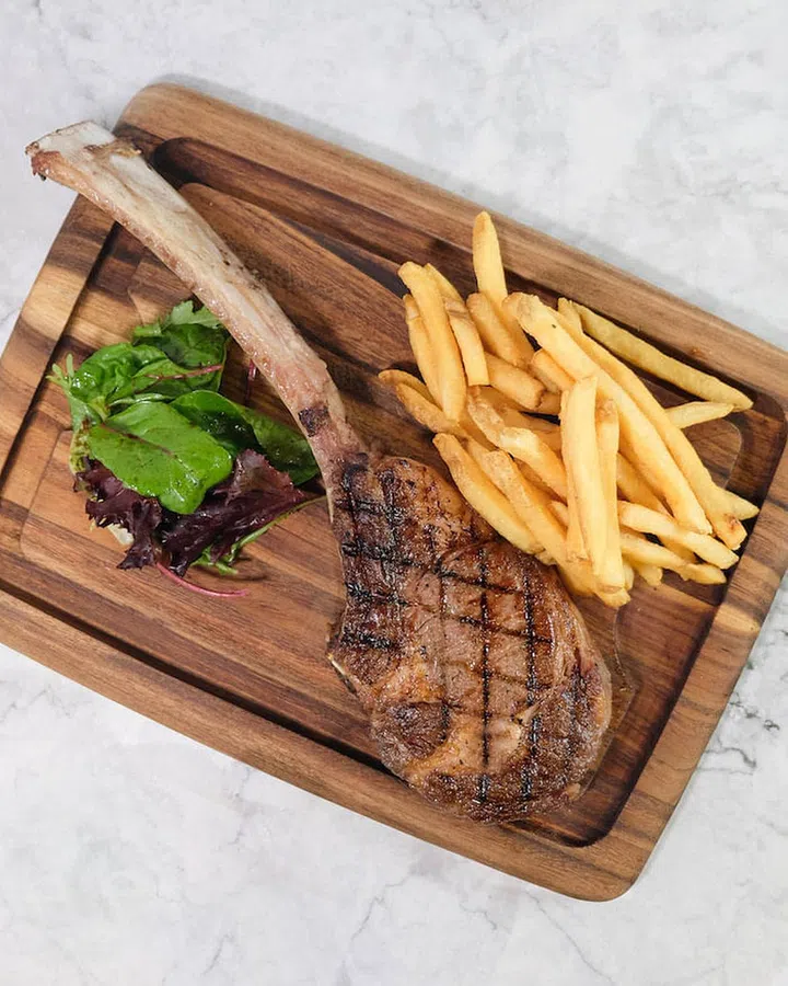 Tomahawk (Photo: Ryan’s Kitchen)