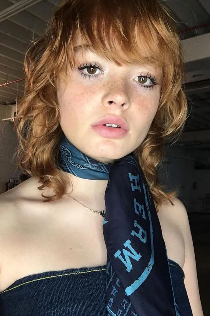 Singer/model Mallory Merk's red curls and shaggy cut are the epitome of cool. Photo: Instagram @malmerk
